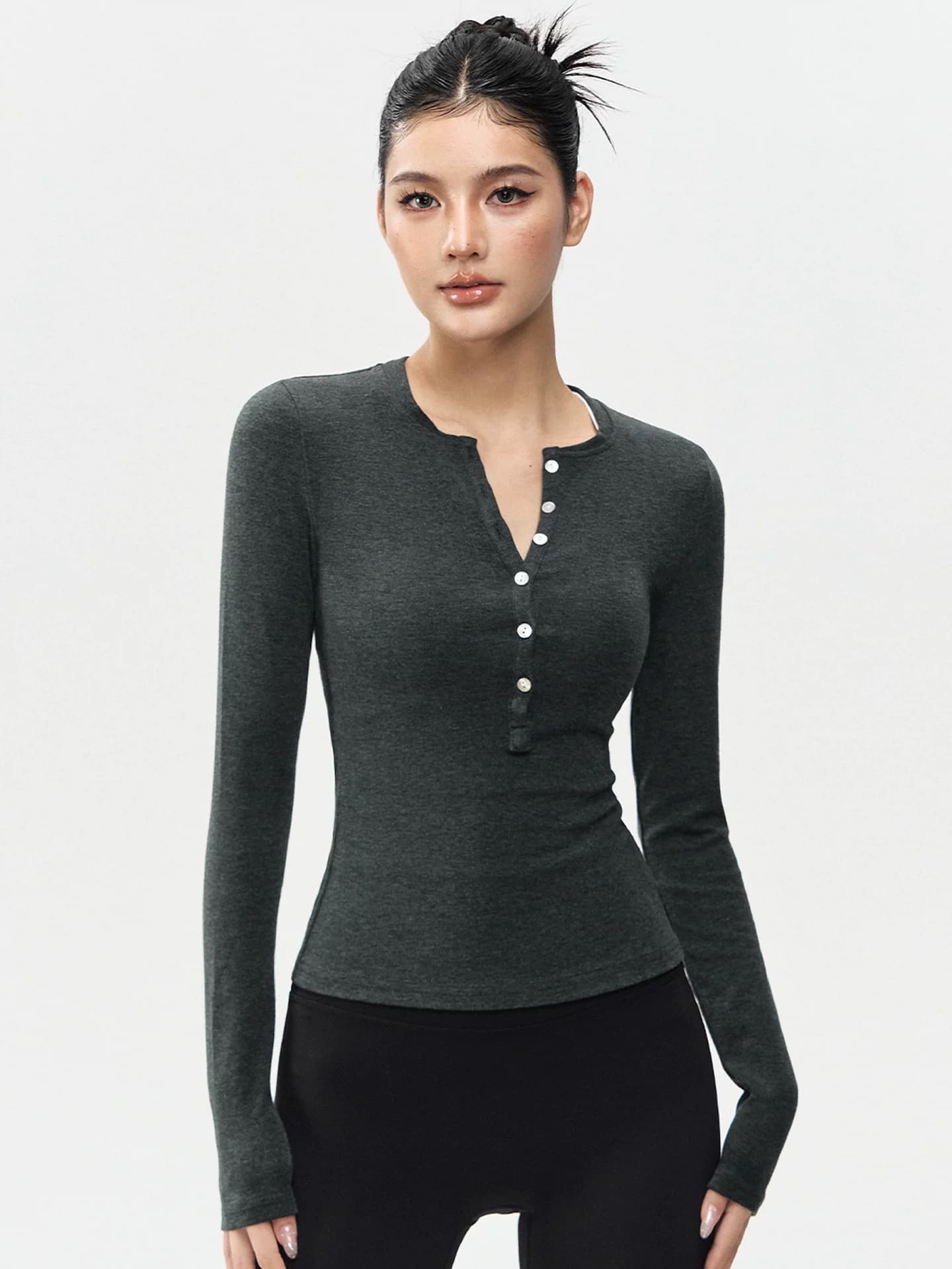 Form-Fitting Yoga Shirt